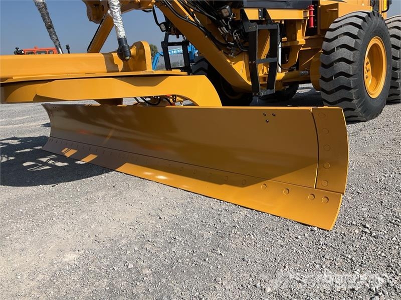 SEM 920F Motoconformadora (Sin Usar) / Motor Grader (U Grader
