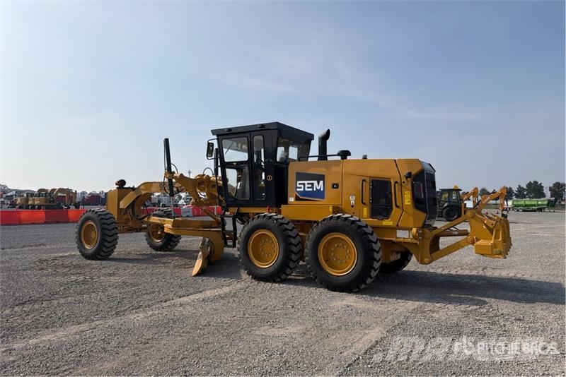 SEM 920F Motoconformadora (Sin Usar) / Motor Grader (U Greideriai