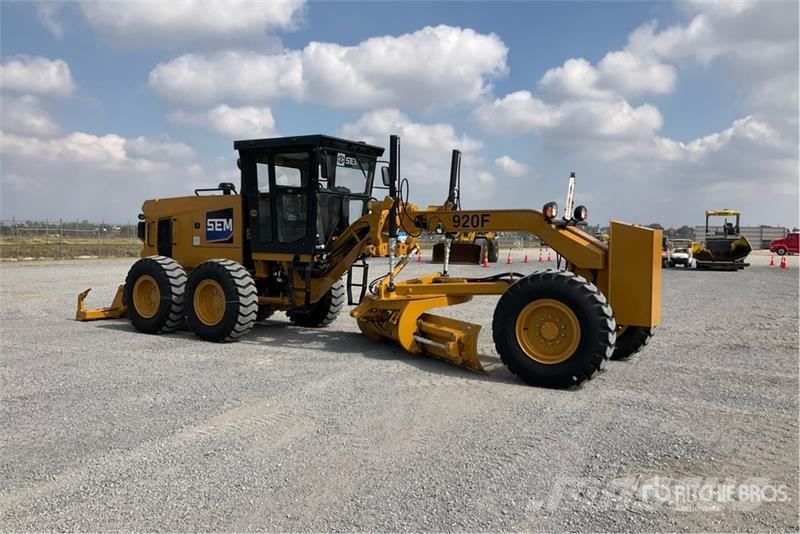 SEM 920F Motoconformadora (Sin Usar) / Motor Grader (U Grader