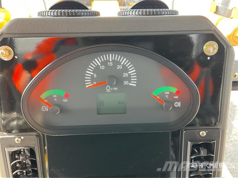 SEM 920F Motoconformadora (Sin Usar) / Motor Grader (U Grader