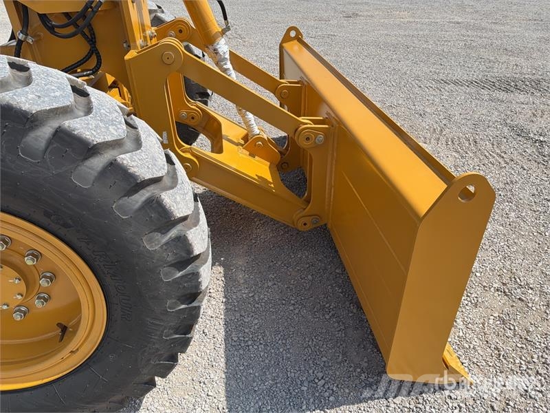 SEM 920F Motoconformadora (Sin Usar) / Motor Grader (U Grejderi