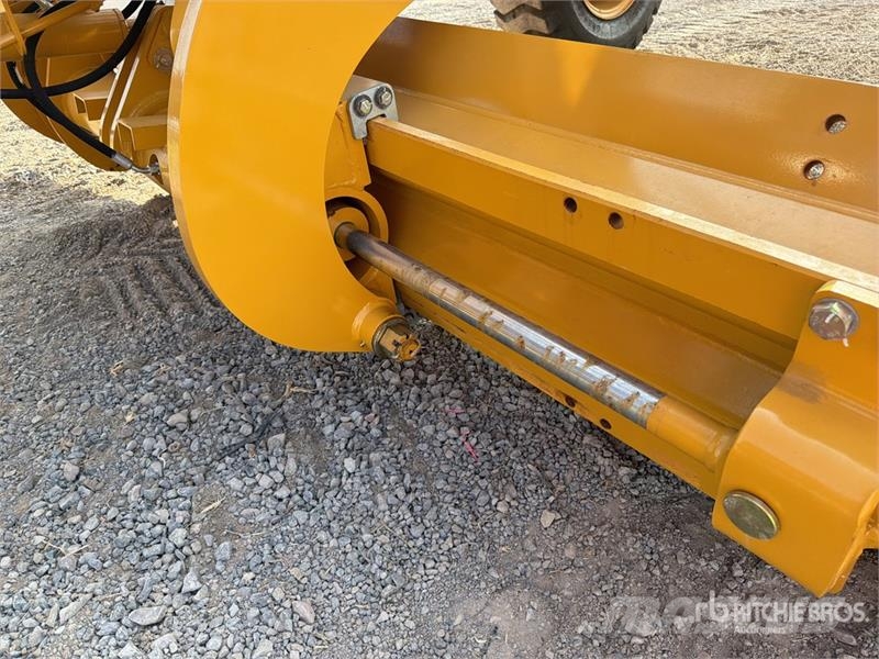 SEM 920F Motoconformadora (Sin Usar) / Motor Grader (U Greideriai