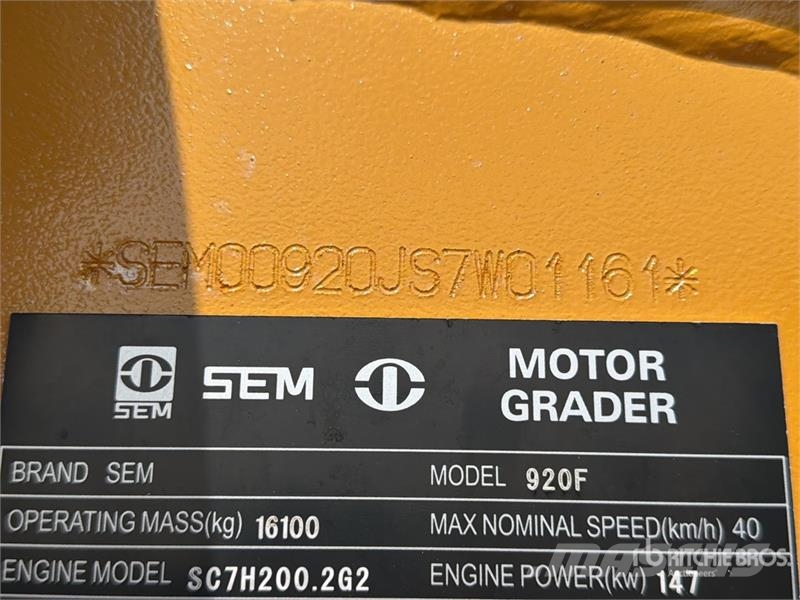 SEM 920F Motoconformadora (Sin Usar) / Motor Grader (U Grejderi