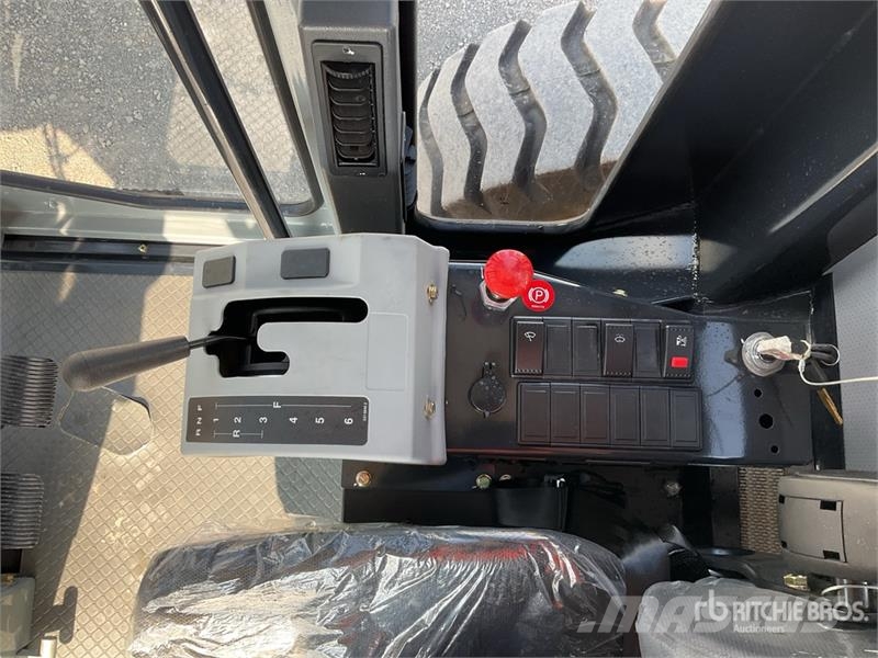 SEM 920F Motoconformadora (Sin Usar) / Motor Grader (U Grader