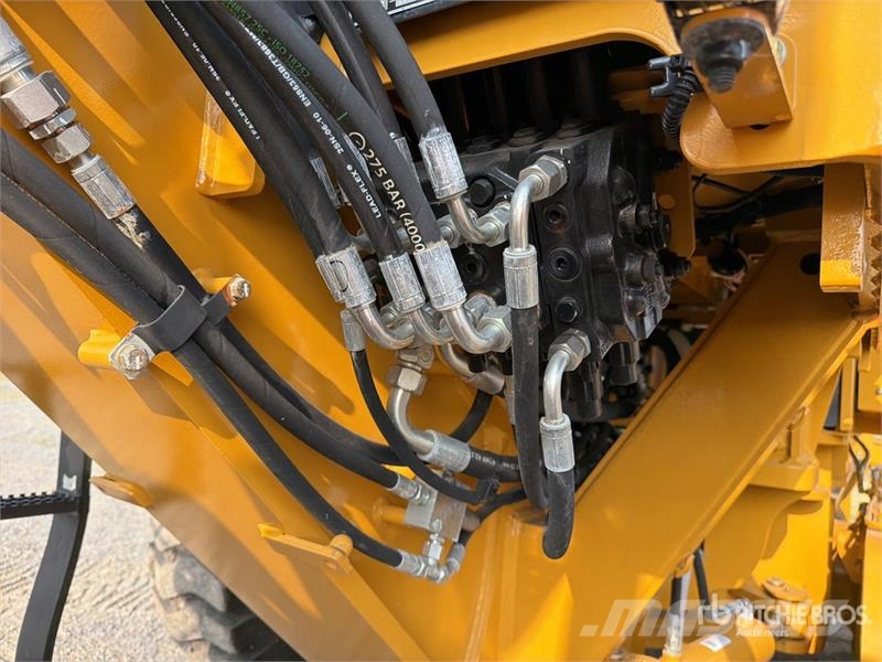 SEM 920F Motoconformadora (Sin Usar) / Motor Grader (U Greideriai