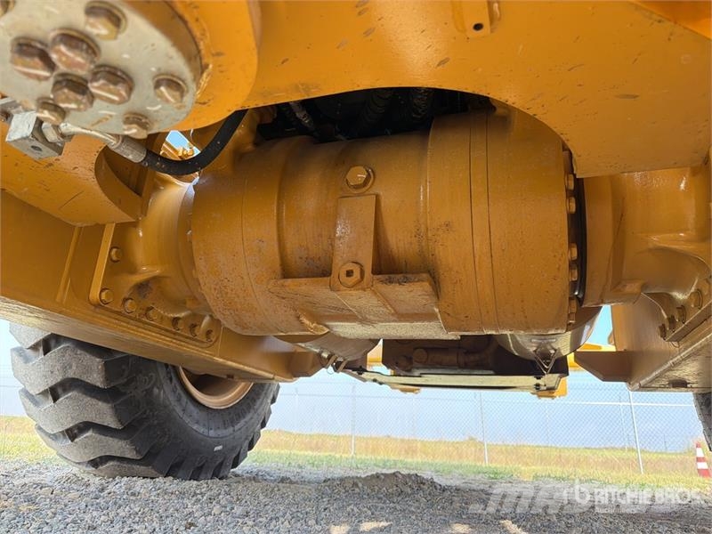 SEM 920F Motoconformadora (Sin Usar) / Motor Grader (U Greideriai