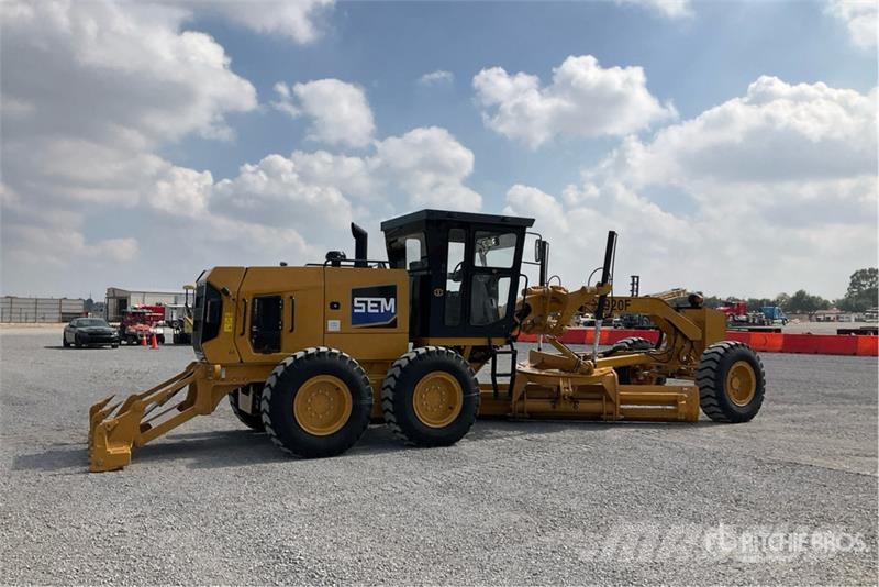 SEM 920F Motoconformadora (Sin Usar) / Motor Grader (U Grader