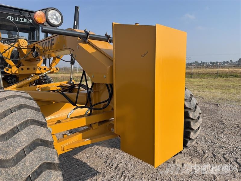 SEM 920F Motoconformadora (Sin Usar) / Motor Grader (U Greideriai