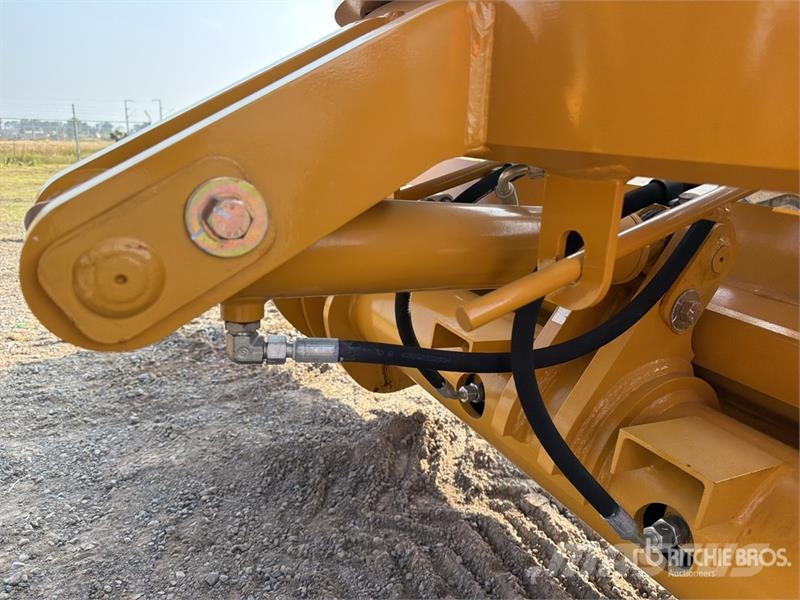 SEM 920F Motoconformadora (Sin Usar) / Motor Grader (U Greideriai