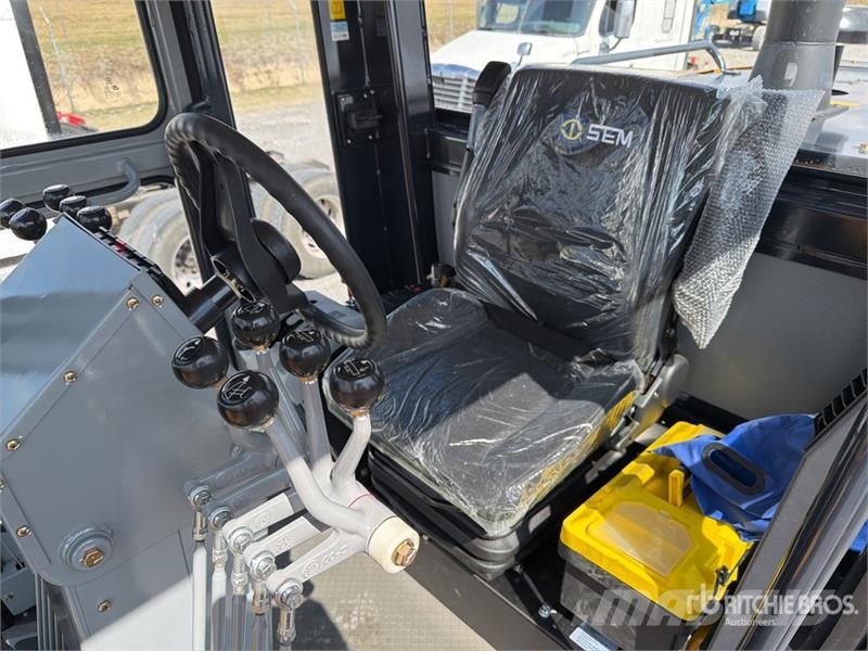 SEM 920F Motoconformadora (Sin Usar) / Motor Grader (U Grejderi