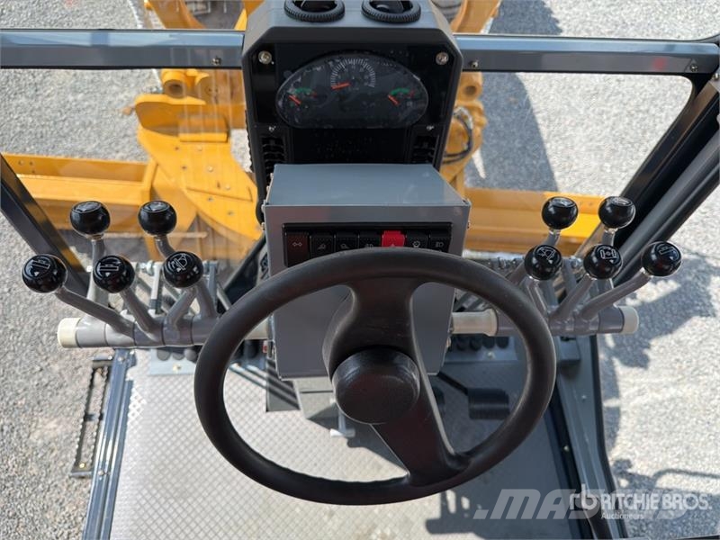 SEM 920F Motoconformadora (Sin Usar) / Motor Grader (U Grejderi