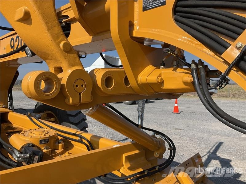 SEM 920F Motoconformadora (Sin Usar) / Motor Grader (U Grader
