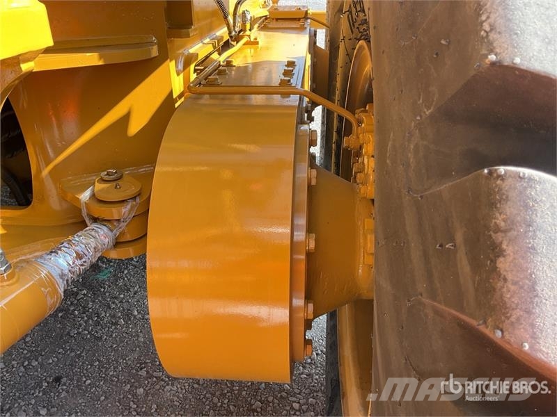 SEM 920F Motoconformadora (Sin Usar) / Motor Grader (U Grader