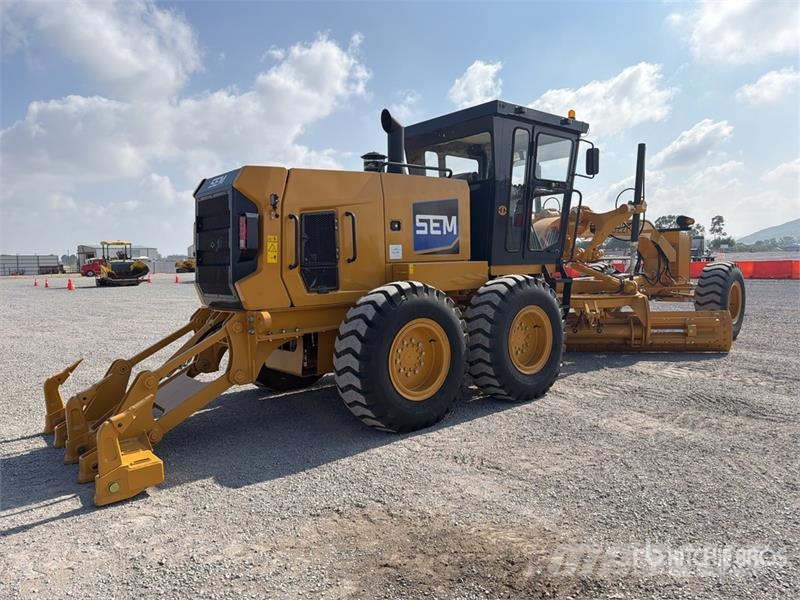 SEM 922F Motoconformadora (Sin Usar) / Motor Grader (U Niveladoras
