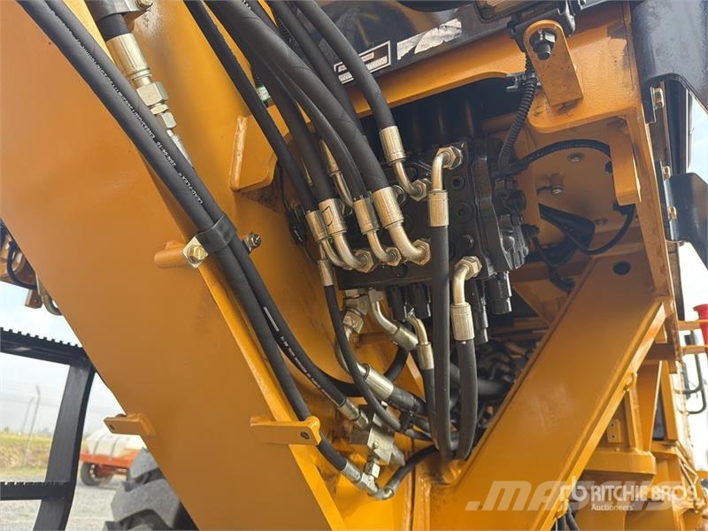 SEM 922F Motoconformadora (Sin Usar) / Motor Grader (U Grejdery