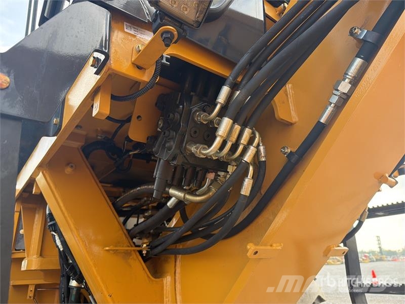 SEM 922F Motoconformadora (Sin Usar) / Motor Grader (U Grejdery