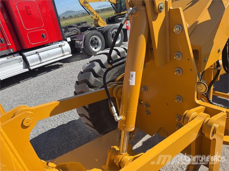 SEM 922F Motoconformadora (Sin Usar) / Motor Grader (U Równiarki