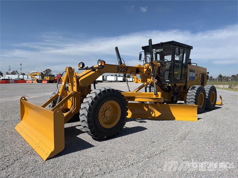 SEM 922F Motoconformadora (Sin Usar) / Motor Grader (U Równiarki