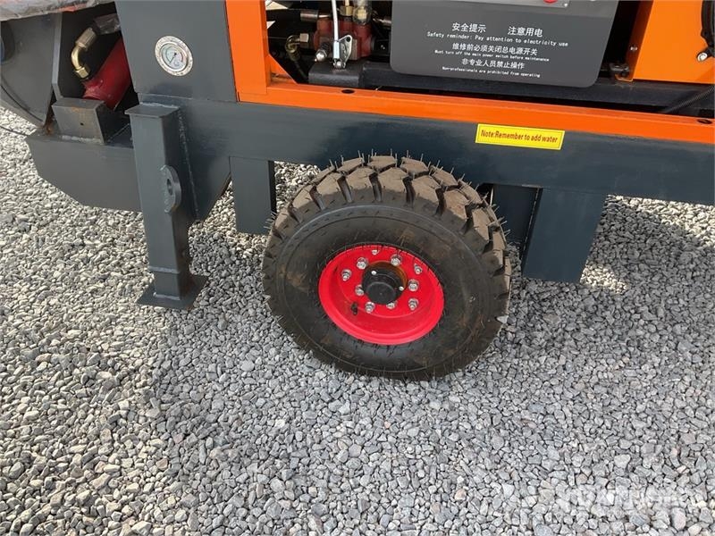 Shin Kobe Type-30 Bomba de Concreto Portable (Sin Usar) / Tr Grondverdichtingsmachines