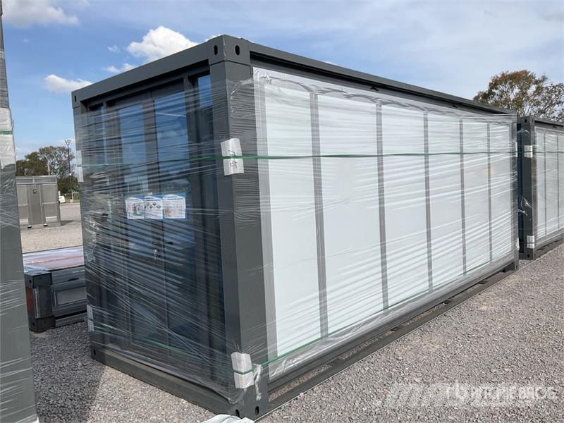 SKLP SK-37 19 ft 4 in x 20 ft 4 in Casa Expansible Egyéb pótkocsik