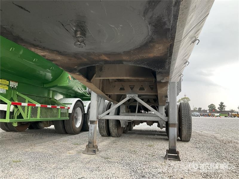Smart Trailers VCT-N3-1010-10 34 ft Tri/A Semirremolque  Damperli römorklari
