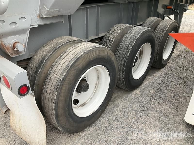 Smart Trailers VCT-N3-1010-10 34 ft Tri/A Semirremolque  Damperli römorklari