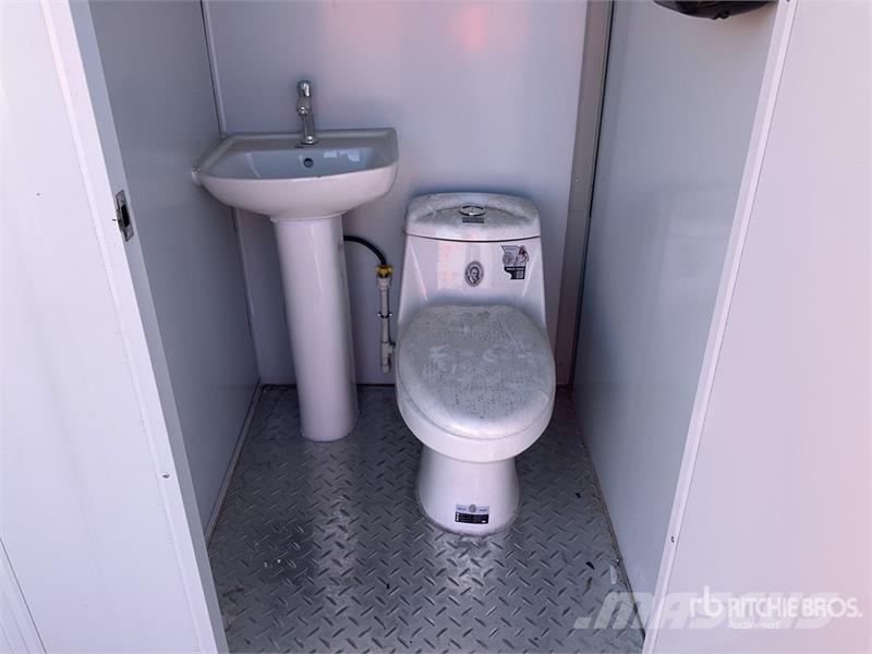 SMPT -D-L 3 ft 7 in x 6 ft 10 in 2 Person Baño Por Drugi deli