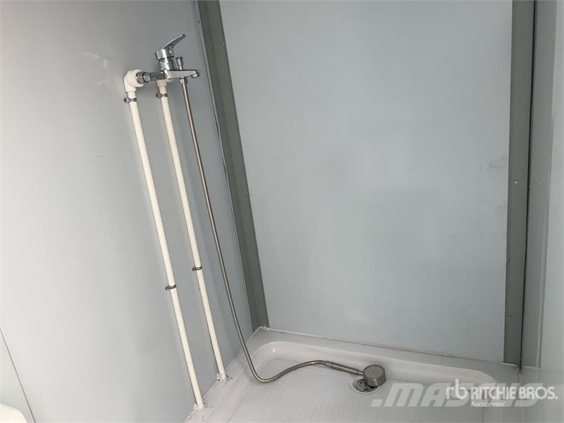 SMPT -S 6 ft 10 in x 3 ft 7 in 1 Person Baño Porta Diger parçalar