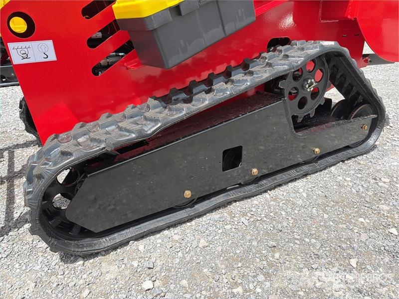  SSL1300-RED Mini Minicargador (Sin Usar) / Mini Co لوادر انزلاقية التوجيه
