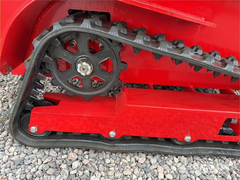  SSL1500-RED Mini Minicargador (Sin Usar) / Mini Co لوادر انزلاقية التوجيه