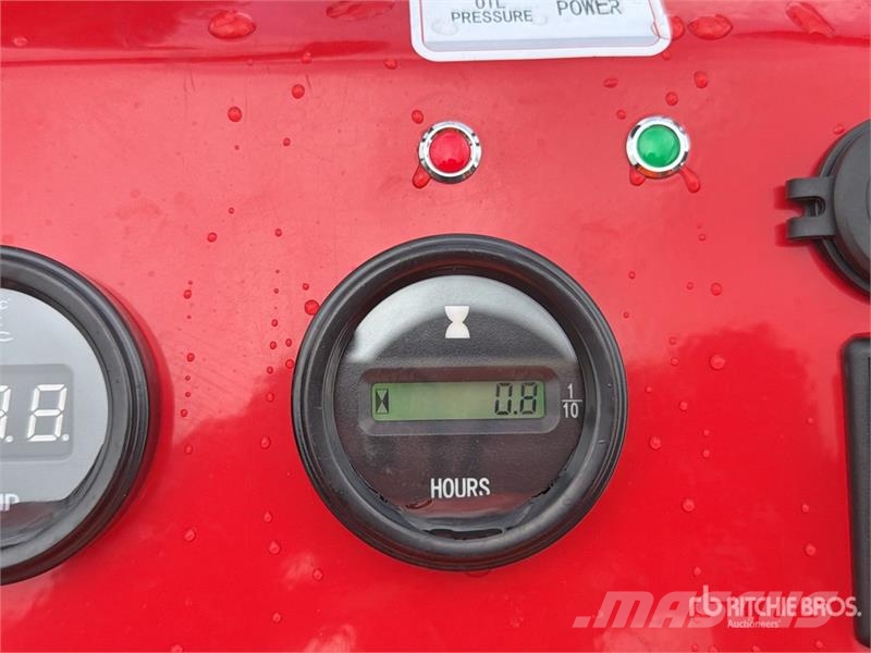  SSL1500-RED Mini Minicargador (Sin Usar) / Mini Co لوادر انزلاقية التوجيه