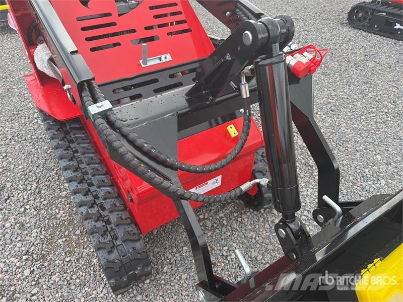  SSL1500-RED Mini Minicargador (Sin Usar) / Mini Co لوادر انزلاقية التوجيه