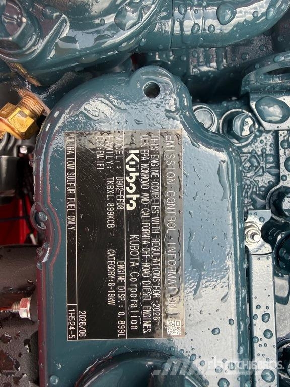  SSL1500-RED Mini Minicargador (Sin Usar) / Mini Co لوادر انزلاقية التوجيه