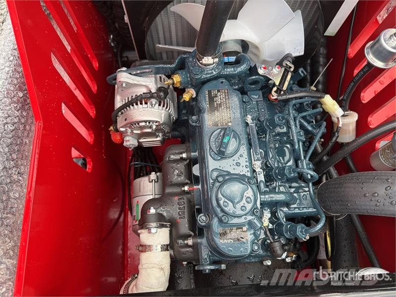  SSL1500-RED Mini Minicargador (Sin Usar) / Mini Co لوادر انزلاقية التوجيه