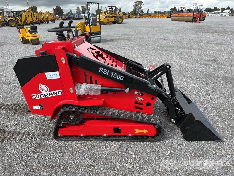 SSL15000 Mini Minicargador (Sin Usar) / Mini Compa Lietoti riteņu kompaktiekrāvēji