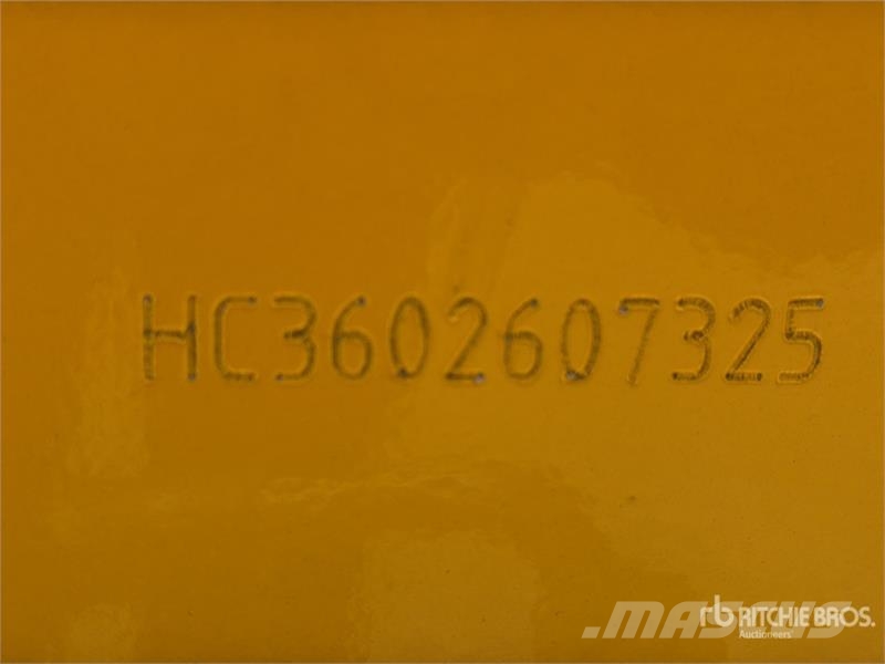  SSL60 Mini Minicargador (Sin Usar) / Mini Compact  لوادر انزلاقية التوجيه
