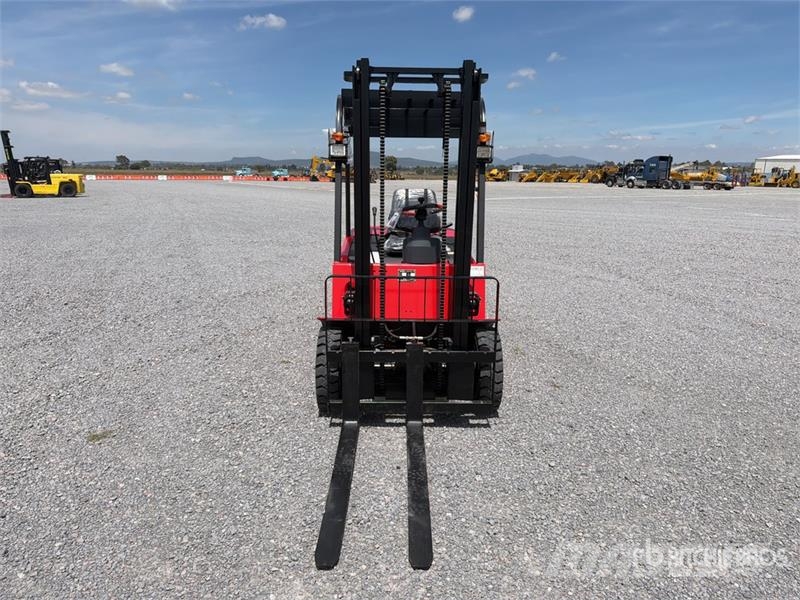  STARVOX CPD-20 4400 lb Montacargas Electrico (Sin  Carretillas de horquilla eléctrica