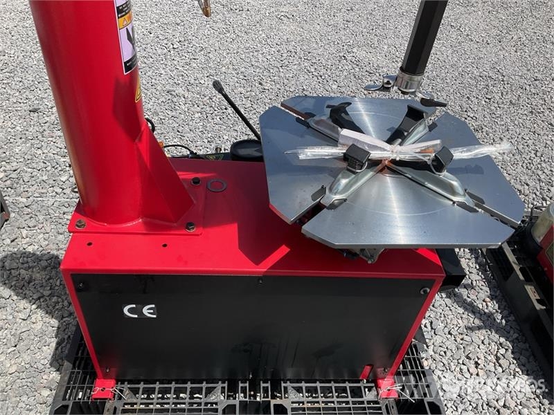  SUN W588 Tire Changer (Unused) Otros