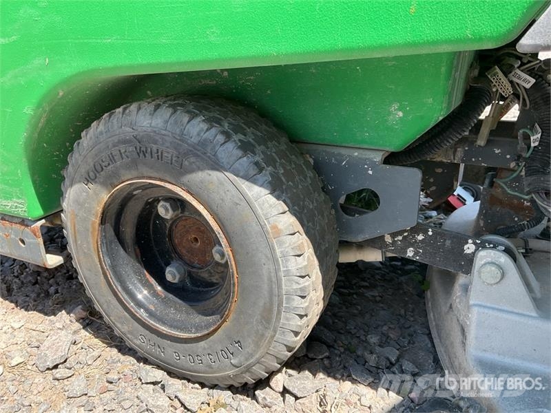 Tennant T600E Limpiadora de Suelos (INOPERABLE) / Floor Sw Další vyorávače, příslušenství