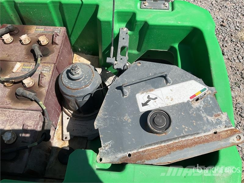 Tennant T600E Limpiadora de Suelos (INOPERABLE) / Floor Sw Další vyorávače, příslušenství