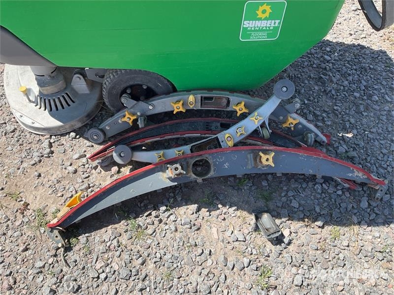 Tennant T600E Limpiadora de Suelos (INOPERABLE) / Floor Sw Další vyorávače, příslušenství