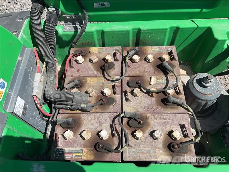 Tennant T600E Limpiadora de Suelos (INOPERABLE) / Floor Sw Další vyorávače, příslušenství