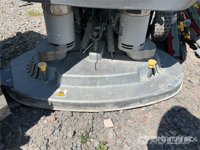 Tennant T600E Limpiadora de Suelos (INOPERABLE) / Floor Sw Další vyorávače, příslušenství
