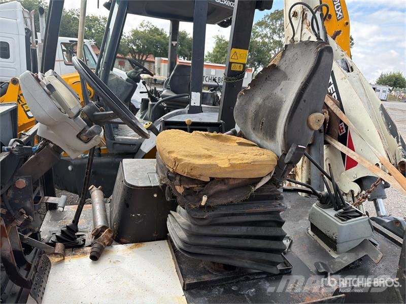 Terex 760 4x4 Retroexcavadora (INOPERABLE) / Backhoe Loa Kaivurikuormaajat