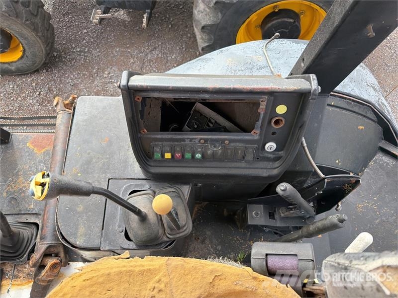 Terex 760 4x4 Retroexcavadora (INOPERABLE) / Backhoe Loa Kaivurikuormaajat