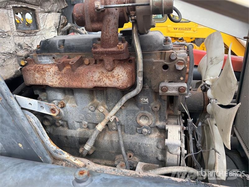 Terex 760 4x4 Retroexcavadora (INOPERABLE) / Backhoe Loa Kaivurikuormaajat