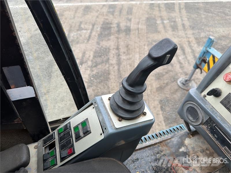  Terex-Demag AC50-1 Grúas todo terreno