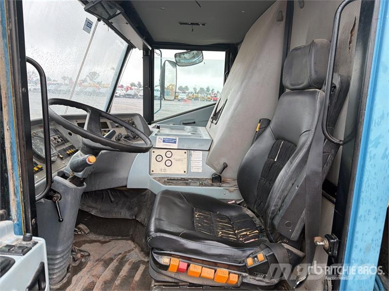  Terex-Demag AC50-1 Grúas todo terreno
