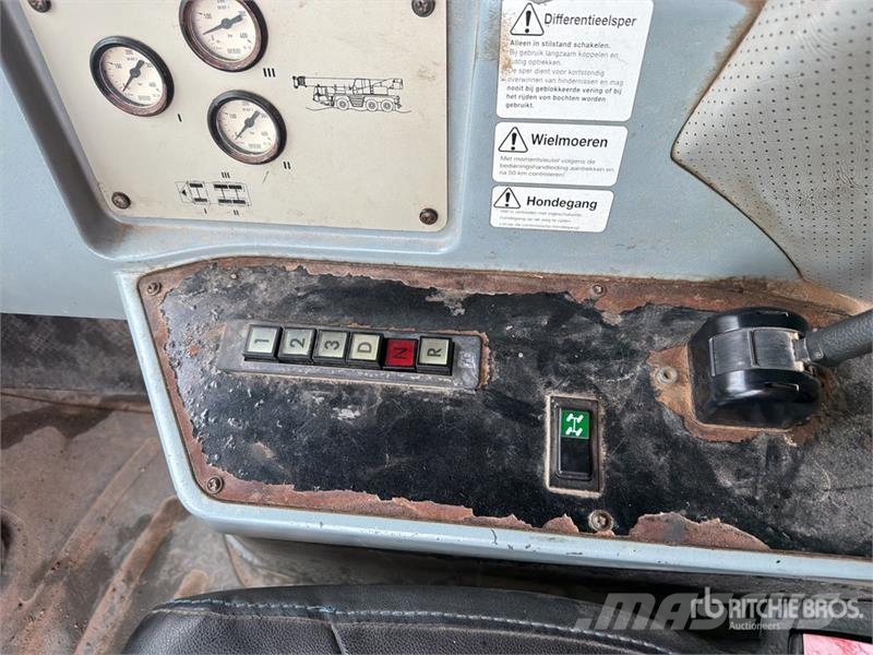  Terex-Demag AC50-1 Grúas todo terreno