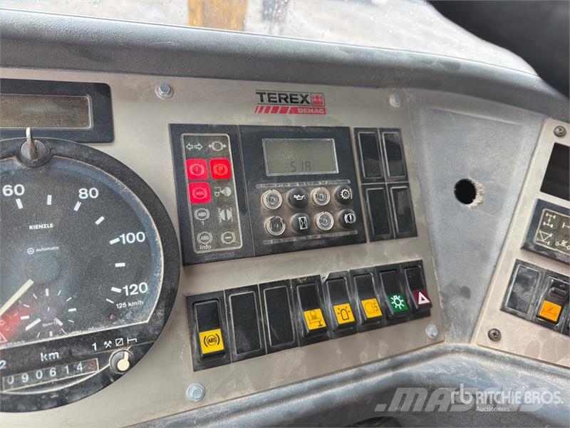  Terex-Demag AC50-1 Grúas todo terreno